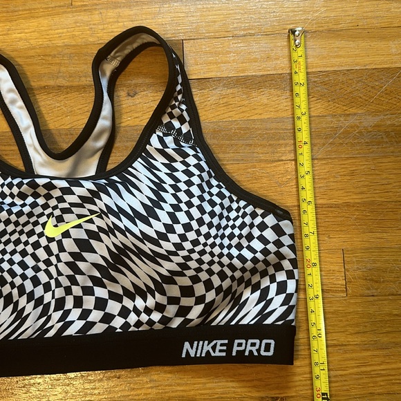 *last chance!!* Nike | Women’s Nike Pro padded sports bra - Picture 11 of 12